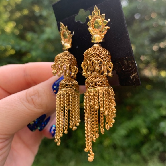 NWT Spiral Chain Fringe Shaker Earrings - Picture 9 of 9